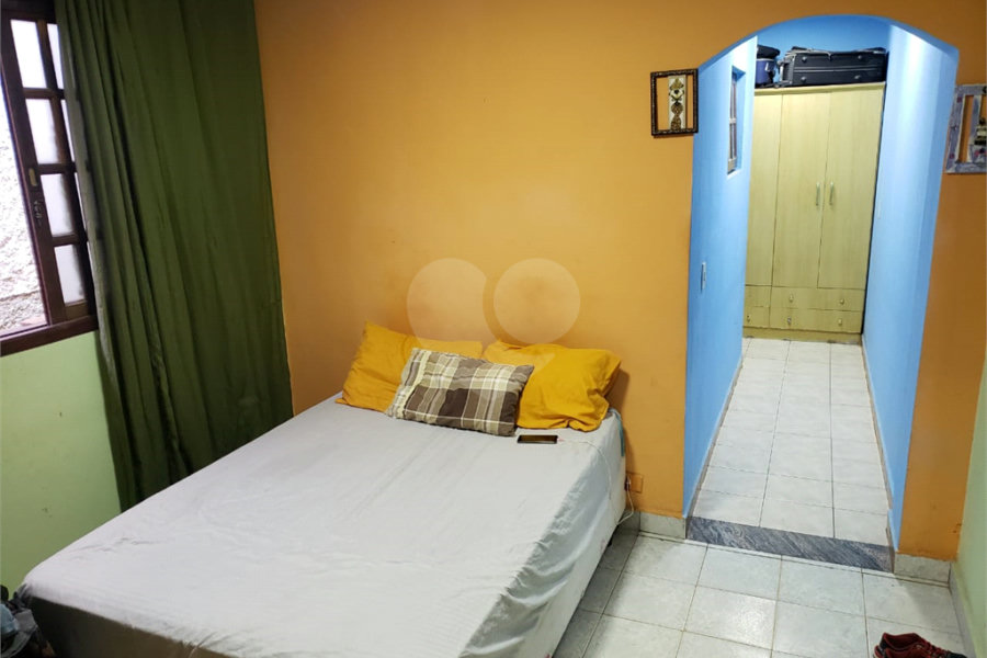 Sobrado à venda com 3 quartos, sendo 1 suíte, em Tremembé, São Paulo, SP