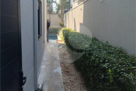 Casa à venda com 3 suítes em Jardim Salto Grande, Araraquara, SP