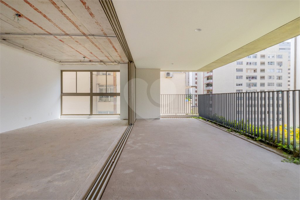 Apartamento à venda com 3 suítes em Jardim América, São Paulo, SP