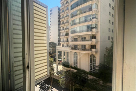 Apartamento à venda com 3 quartos, sendo 2 suítes,  em Jardim Paulista, São Paulo, SP