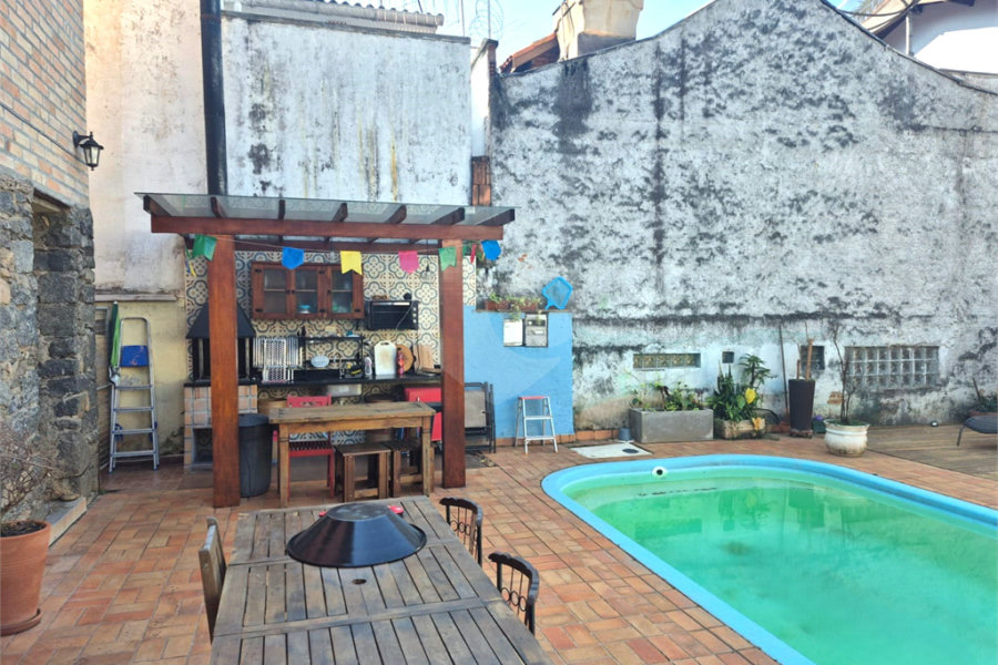 Casa à venda com 4 quartos, sendo 1 suíte, em Tremembé, São Paulo, SP