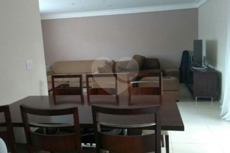 Casa à venda com 3 quartos, sendo 1 suíte,  em Santana, São Paulo, SP