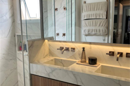 Apartamento à venda com 2 suítes em Vila Gertrudes, São Paulo, SP