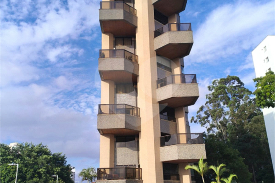 Apartamento à venda com 4 suítes em Santana, São Paulo, SP