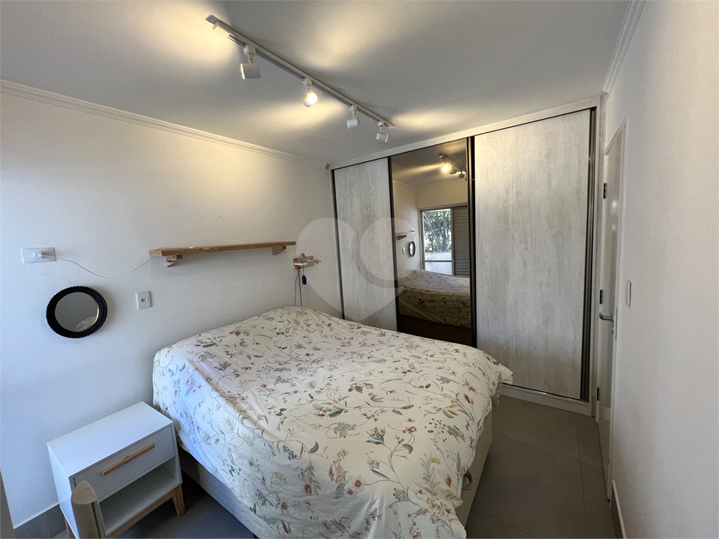 Apartamento à venda com 2 quartos, sendo 1 suíte, em Bosque da Saúde, São Paulo, SP