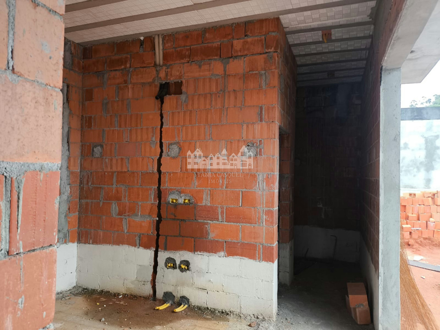 Casa à venda com 3 quartos, sendo 1 suíte,  em Loteamento Parque Residencial Serras de Atibaia II, Atibaia, SP