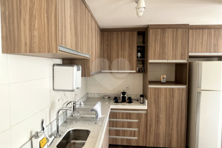 Cobertura à venda com 3 suítes no Centro, Vinhedo, SP