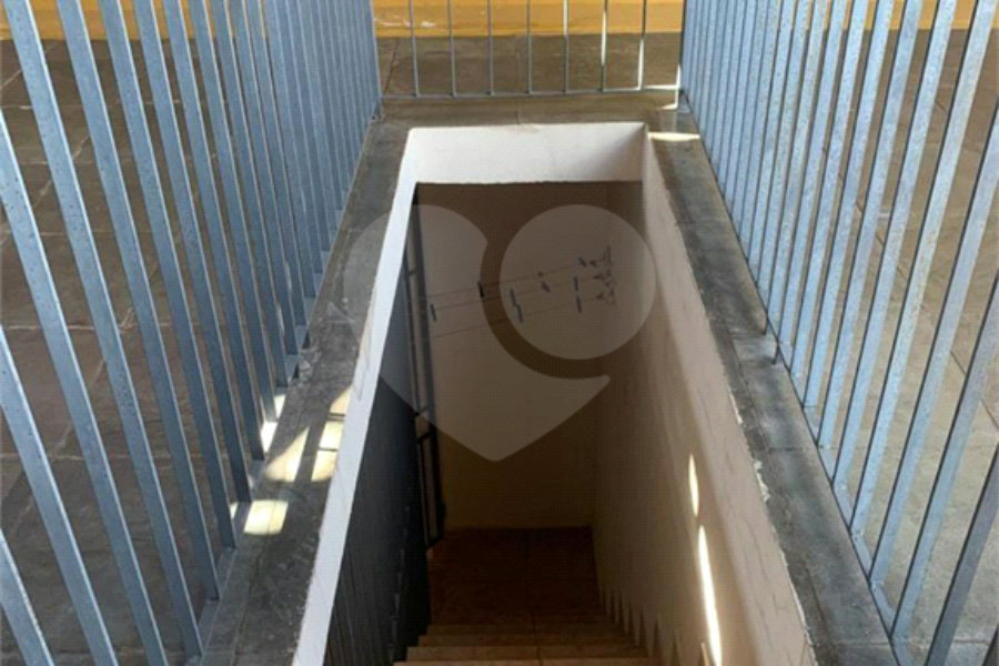 Sobrado à venda com 3 quartos, sendo 1 suíte,  em Vila Sabrina, São Paulo, SP