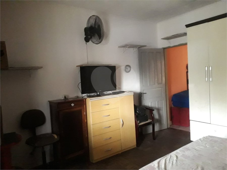 Casa à venda com 3 quartos em Jardim Peri Peri, São Paulo, SP