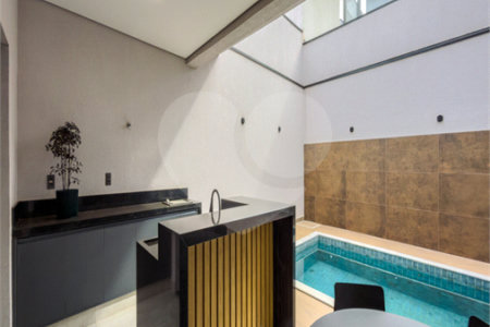 Casa à venda com 3 suítes no condomínio Jardim Residencial Dona Maria José, Indaiatuba - SP