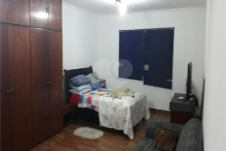 Sobrado à venda com 2 quartos em Vila dos Remédios, São Paulo, SP