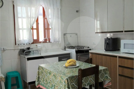 Casa à venda com 3 quartos, sendo 1 suíte,  no condomínio Residencial San Torino, Mogi das Cruzes - SP