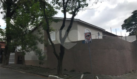 Sobrado à venda com 4 quartos, sendo 1 suíte,  em Jardim Floresta, São Paulo, SP