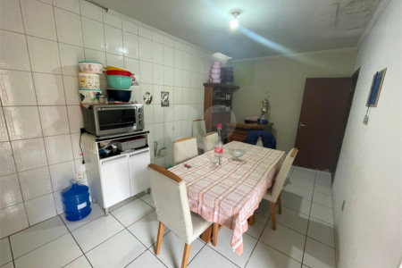 Casa à venda com 3 quartos, sendo 1 suíte,  em Bosque, Vinhedo, SP