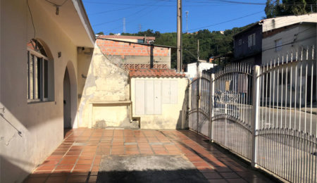 Casa de Vila à venda com 2 quartos em Luiz Fagundes, Mairiporã, SP
