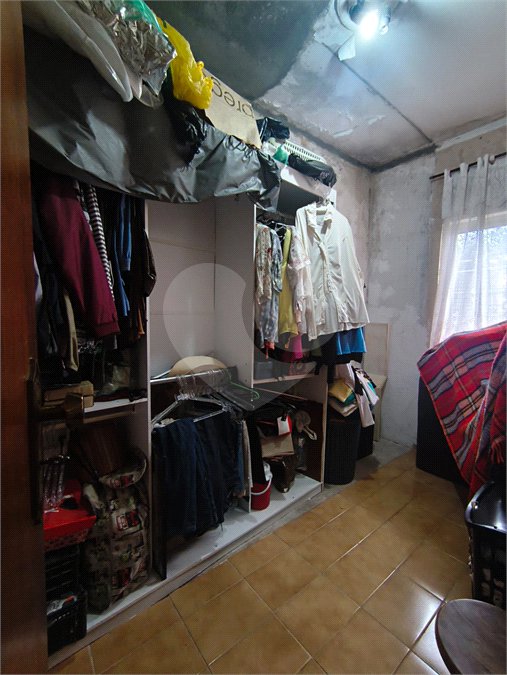 Sobrado à venda com 8 quartos, sendo 2 suítes, em Parada Inglesa, São Paulo, SP