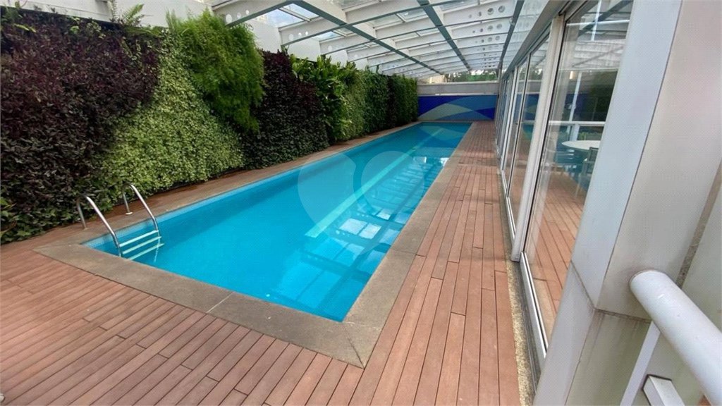 Apartamento à venda com 3 suítes em Vila Romana, São Paulo, SP