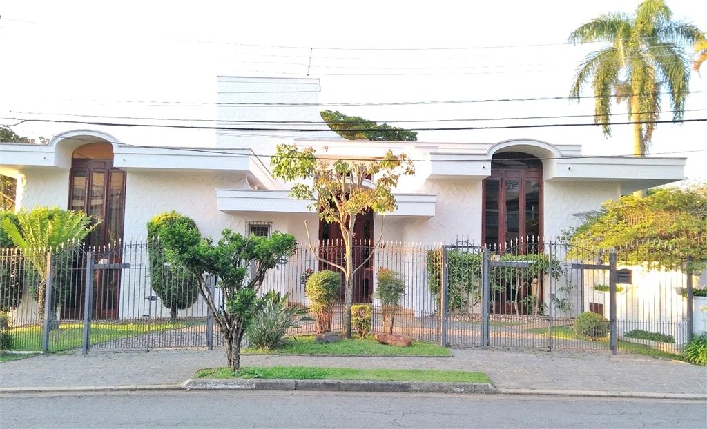 Casa à venda com 4 quartos, sendo 1 suíte, em Jardim Guedala, São Paulo, SP