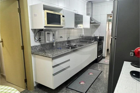 Apartamento para alugar com 3 suítes em Vila Gomes Cardim, São Paulo, SP