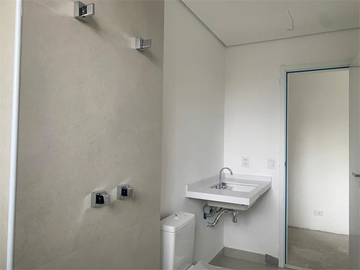 Apartamento à venda com 2 suítes em Vila Madalena, São Paulo, SP