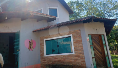Casa à venda com 3 quartos, sendo 1 suíte, em Samambaia, Mairiporã, SP