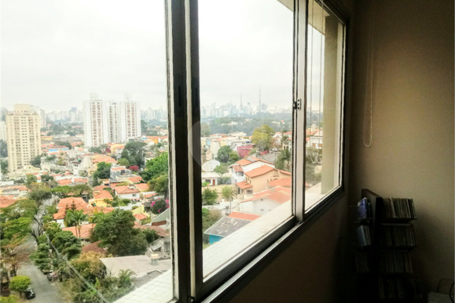 Apartamento à venda com 3 quartos, sendo 1 suíte,  em Perdizes, São Paulo, SP