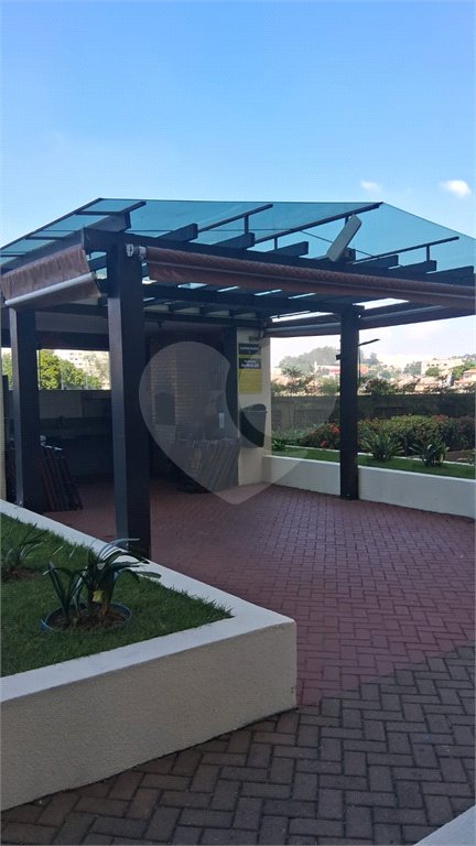 Apartamento à venda com 3 quartos, sendo 1 suíte, em Jardim Tupanci, Barueri, SP