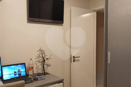 Apartamento à venda com 3 quartos, sendo 1 suíte, em Tatuapé, São Paulo, SP