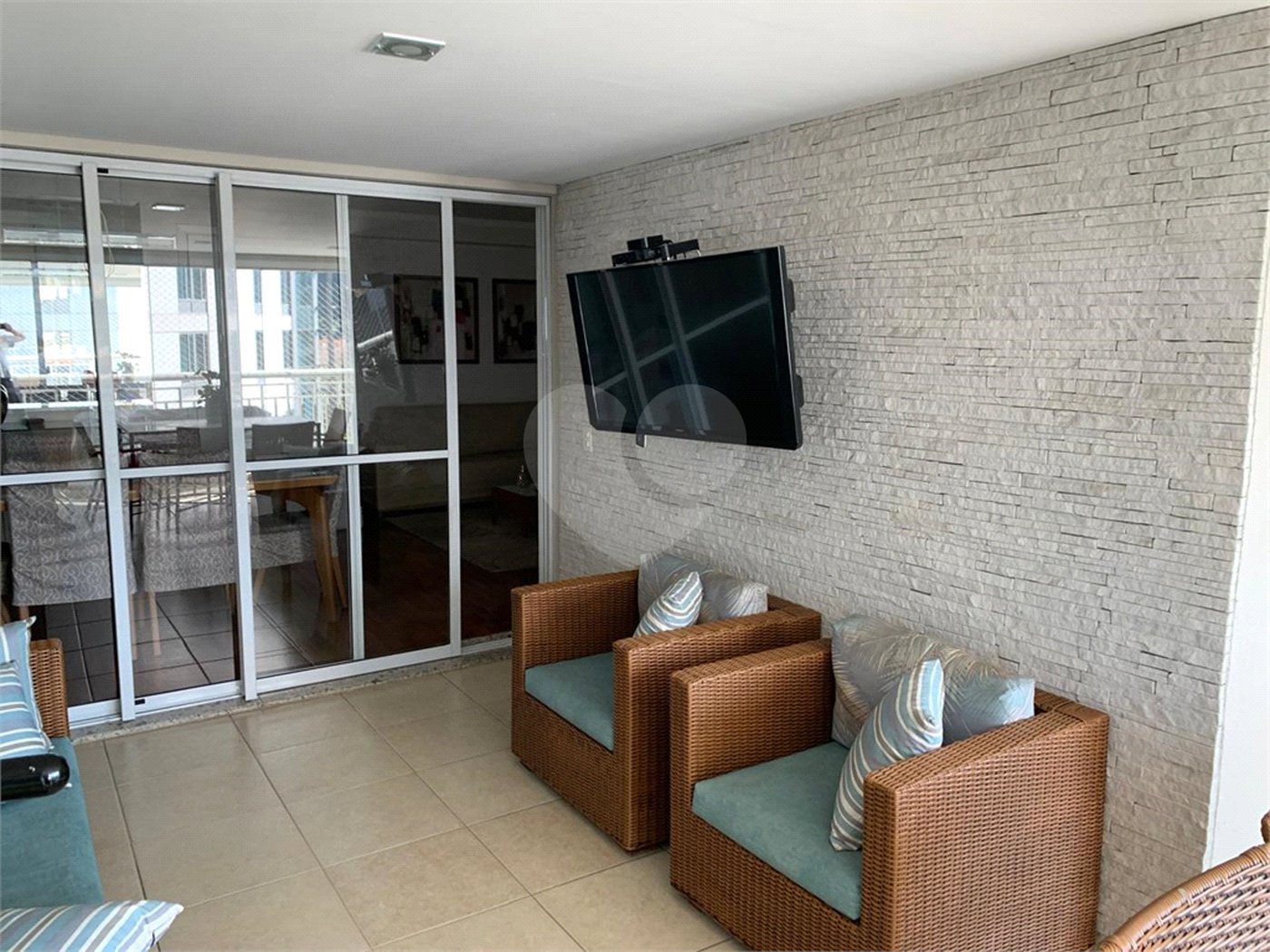 Apartamento à venda com 4 quartos, sendo 3 suítes, em Chácara Santo Antônio (zona Sul), São Paulo, SP