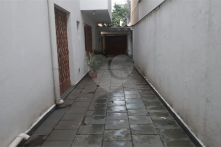 Casa à venda com 3 quartos, sendo 1 suíte, em Brooklin Paulista, São Paulo, SP