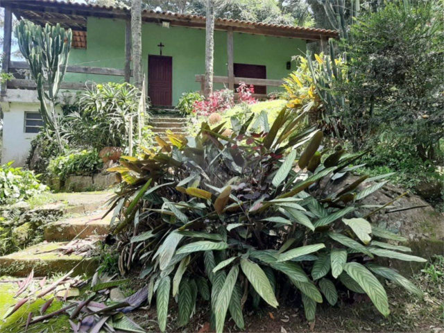 Casa à venda com 2 quartos em Caceia, Mairiporã, SP