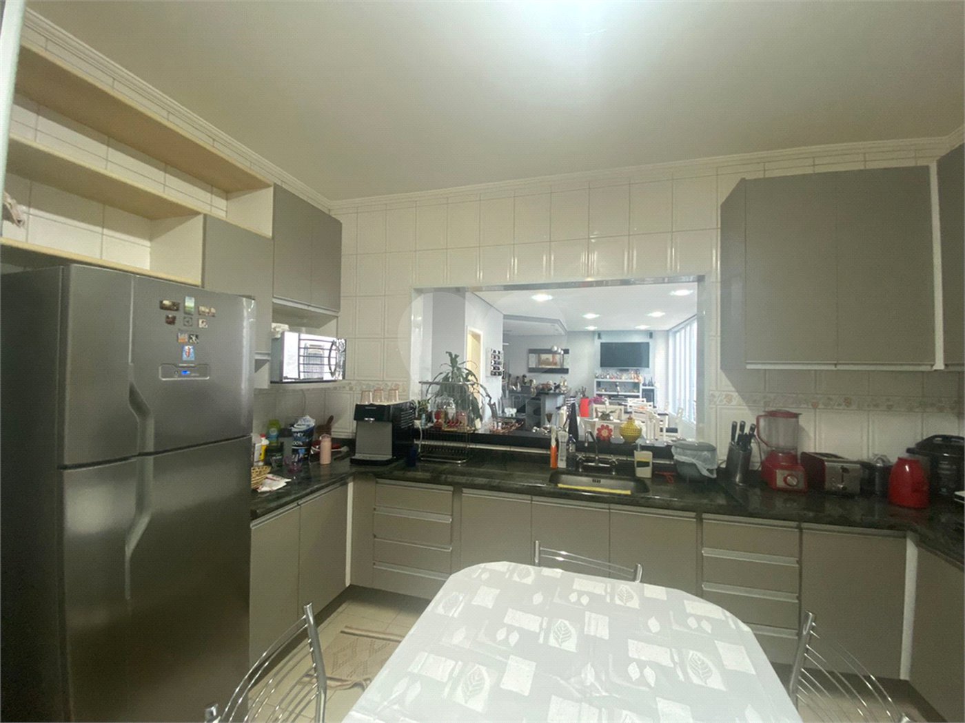 Casa à venda com 4 suítes no condomínio Okinawa, Paulínia - SP