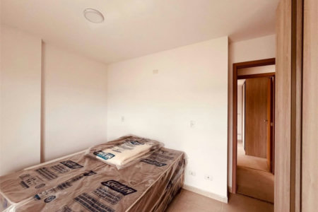 Apartamento com Varanda Gourmet em Condomínio Clube na Enseada – 2 Dormitórios