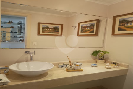 Apartamento à venda com 3 suítes em Vila Suzana, São Paulo, SP
