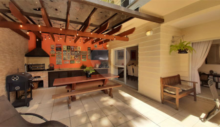 Casa à venda com 4 suítes no condomínio Vila das Acacias, São Paulo - SP