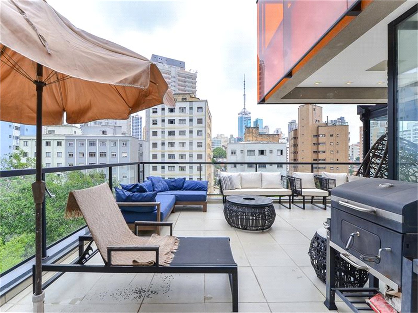Apartamento à venda com 2 quartos, sendo 1 suíte, em Vila Mariana, São Paulo, SP