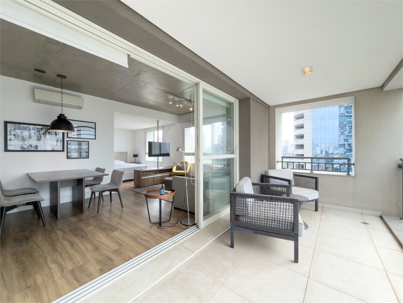 Apartamento à venda com 1 suíte em Cidade Monções, São Paulo, SP