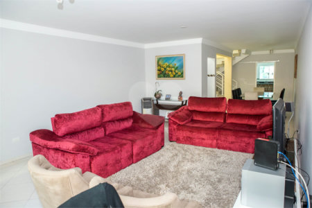 Sobrado à venda com 3 suítes em Santana, São Paulo, SP