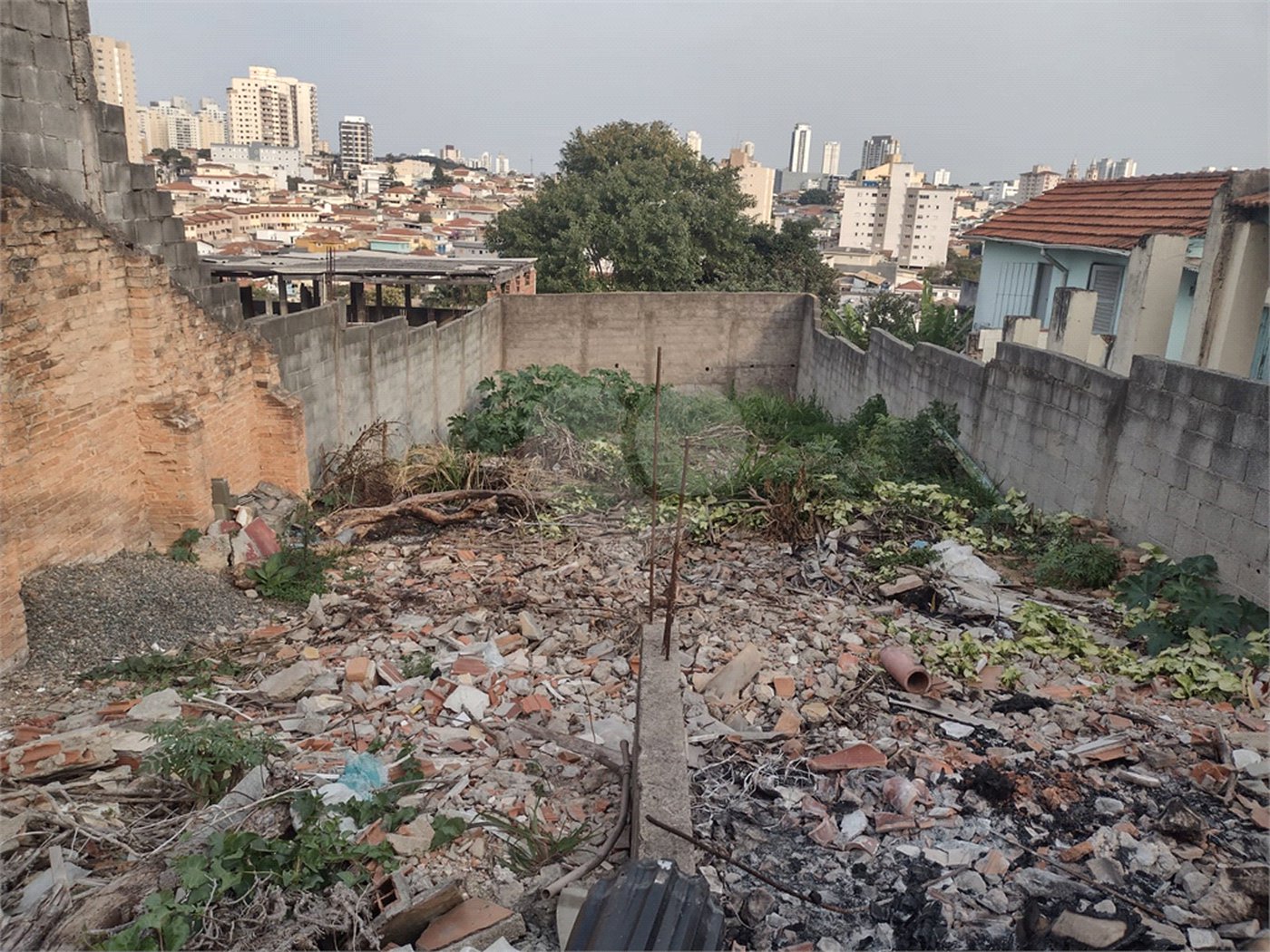 Terreno à venda em Vila Romero, São Paulo, SP