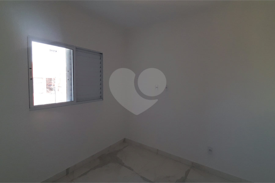 Casa à venda com 2 quartos no condomínio Residencial Luta, São Paulo - SP