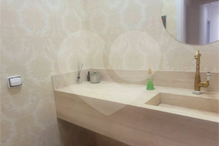 Casa à venda com 4 suítes no condomínio Sta Morriz, Campinas - SP