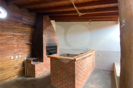 Casa para alugar com 3 quartos, sendo 1 suíte, em Parque das Aroeiras, Ponta Porã, MS