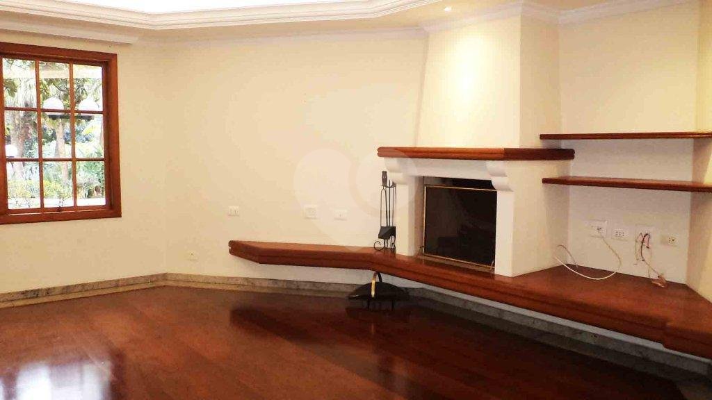 Casa à venda com 4 suítes no condomínio Jatoba, São Paulo - SP
