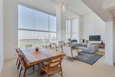 Apartamento à venda com 4 suítes em Panamby, São Paulo, SP