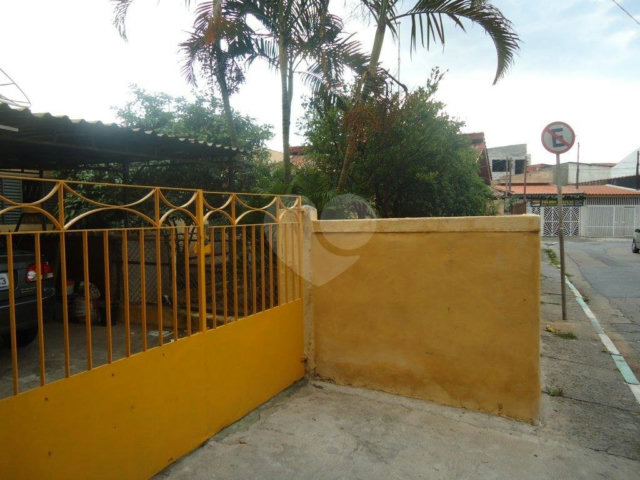 Casa à venda com 4 quartos, sendo 1 suíte,  no condomínio Predio Comercial, São Paulo - SP