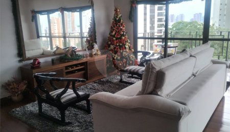 Apartamento à venda ou para alugar com 4 quartos, sendo 1 suíte,  em Vila Andrade, São Paulo, SP