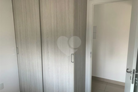Apartamento à venda com 2 quartos, sendo 1 suíte, em Parque Industrial Tomas Edson, São Paulo, SP