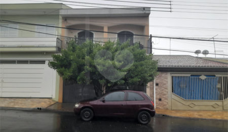 Casa à venda com 3 quartos em Jardim Social Belvedere, São Carlos, SP