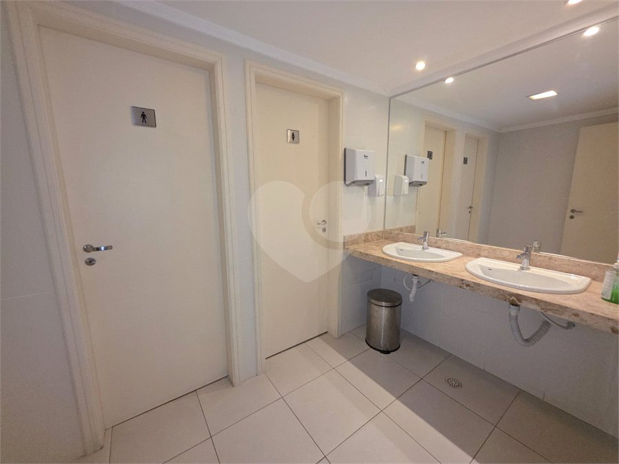 Apartamento à venda com 4 quartos, sendo 2 suítes, em Vila Paulicéia, São Paulo, SP