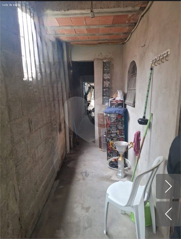 Casa à venda com 5 quartos, sendo 2 suítes, em Parque Maria Helena, Suzano, SP